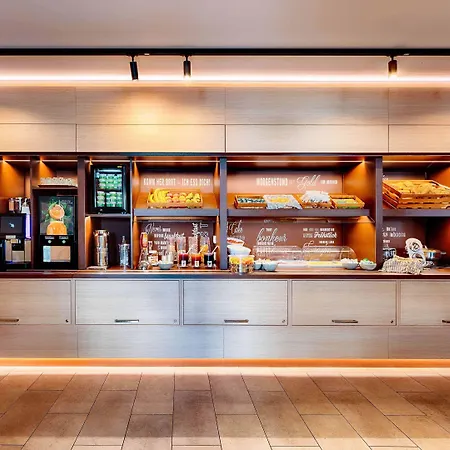 B&B Hotel Ludwigshafen 3*